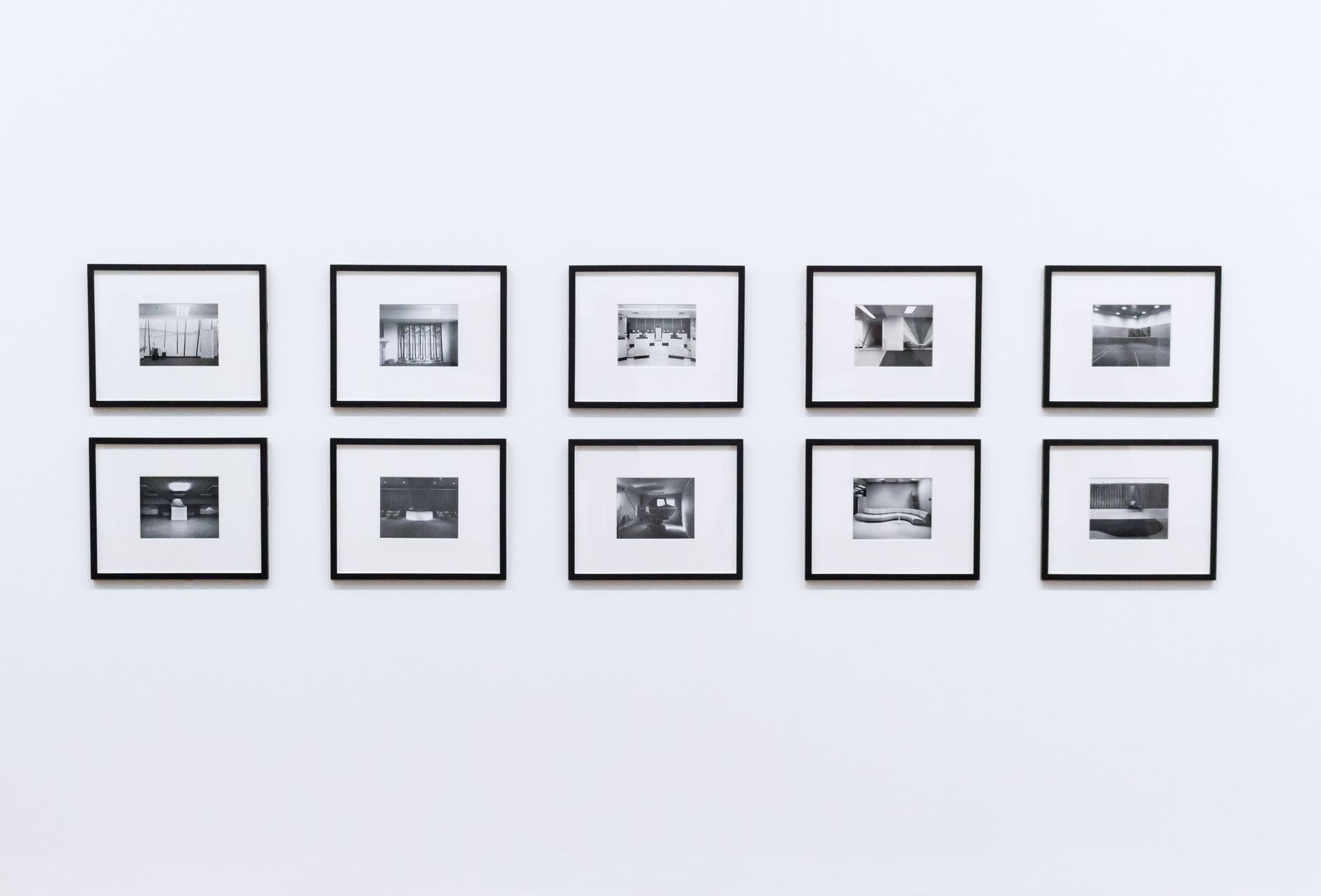 Print gallery framed travel photographs